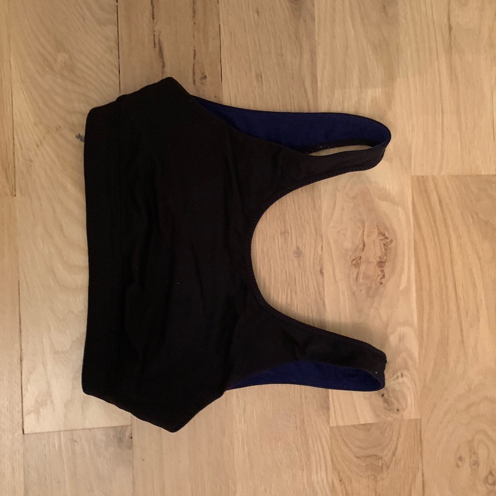 Black lulu lemon sports bra REVERSIBLE!!!!